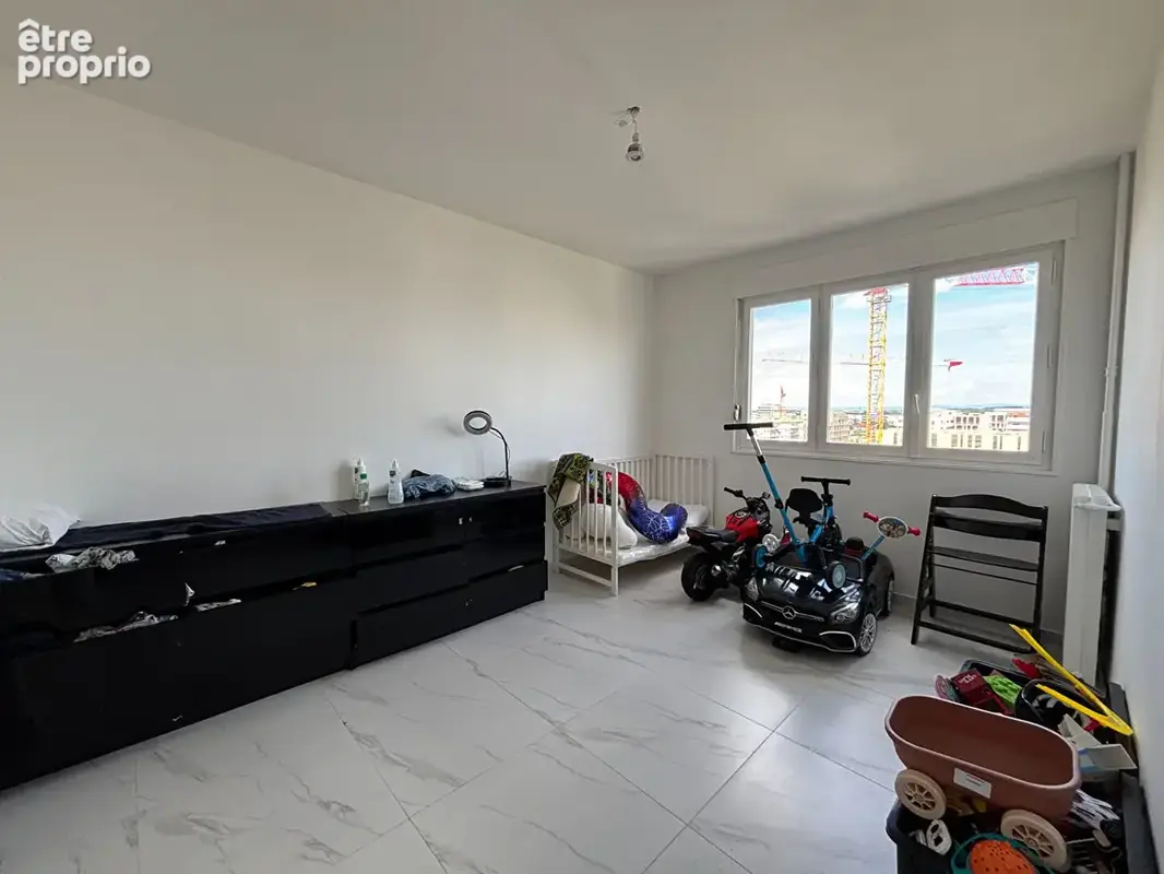 Appartement  4 pièces avec balcon Bron - photo 12