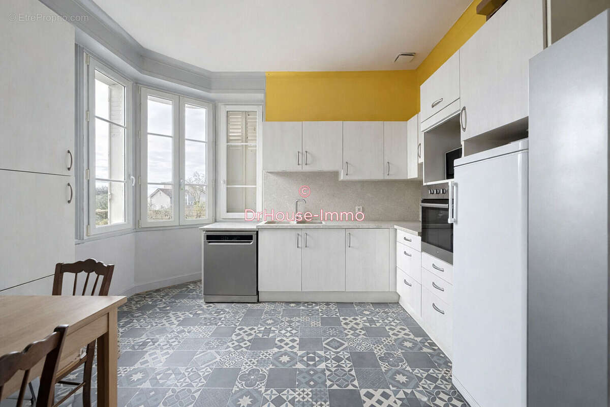 Maison à PERPEZAC-LE-NOIR