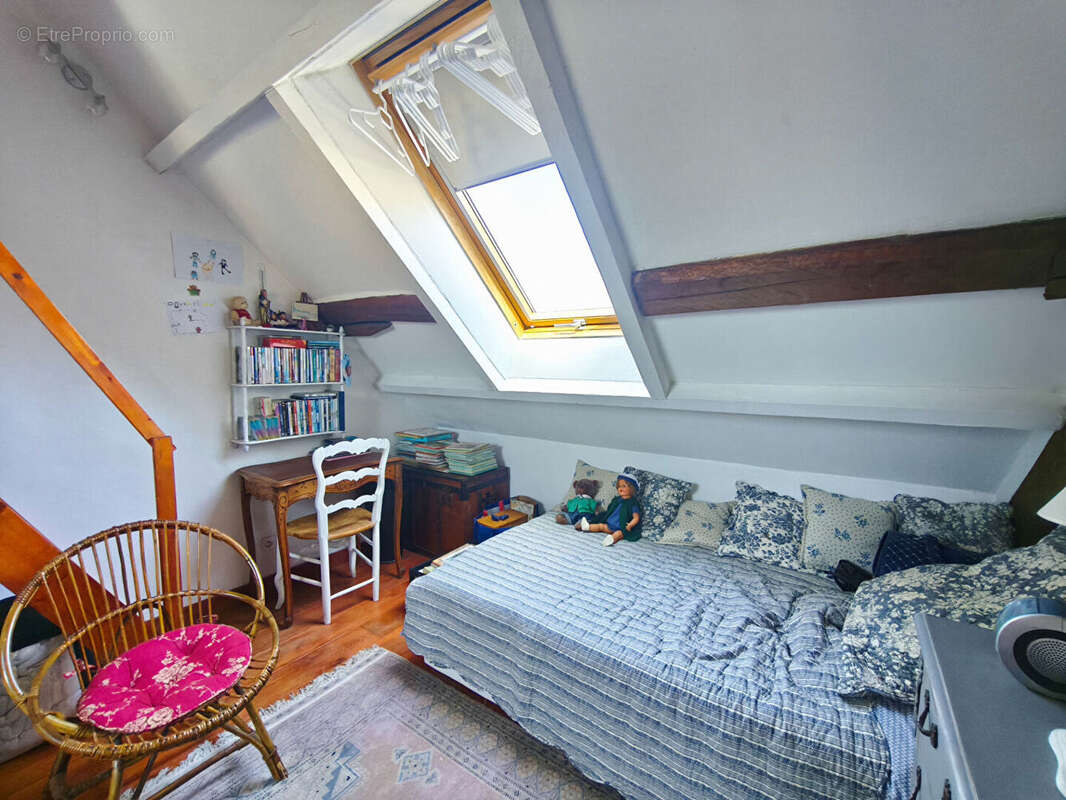 Appartement f3 72 m²  duplex maintenon centre ville  gare et commeces a pied - photo 13