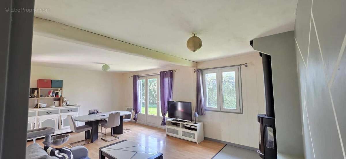 Maison à GRANDFRESNOY