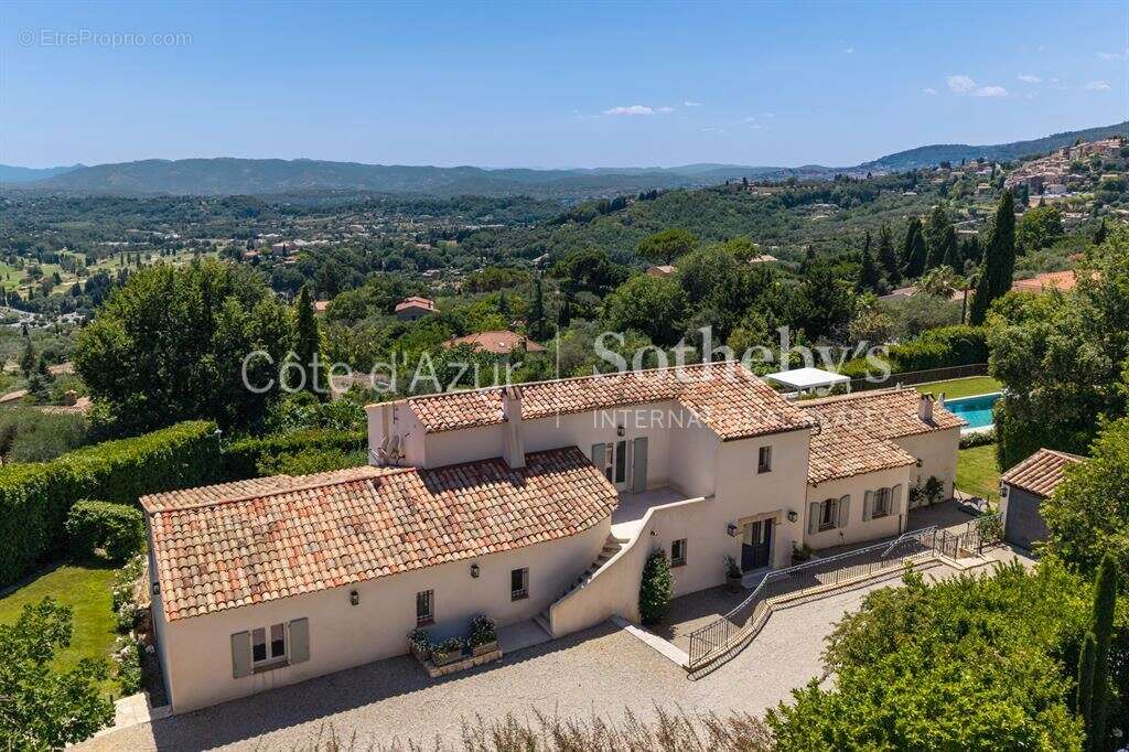 Châteauneuf de Grasse, propriété de caractère vue mer panoramique, maison d'amis - photo 7