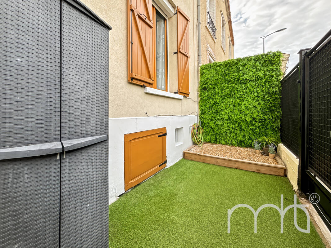 Appartement à COLOMBES