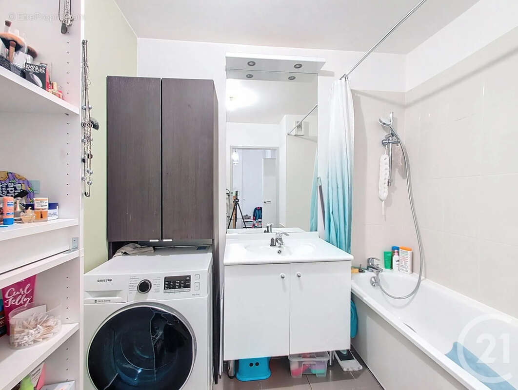 Appartement à DAMMARIE-LES-LYS