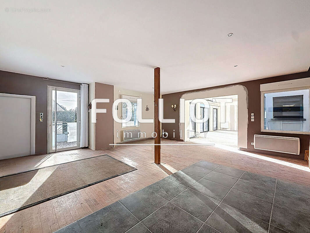 Maison à SAINT-PAIR-SUR-MER