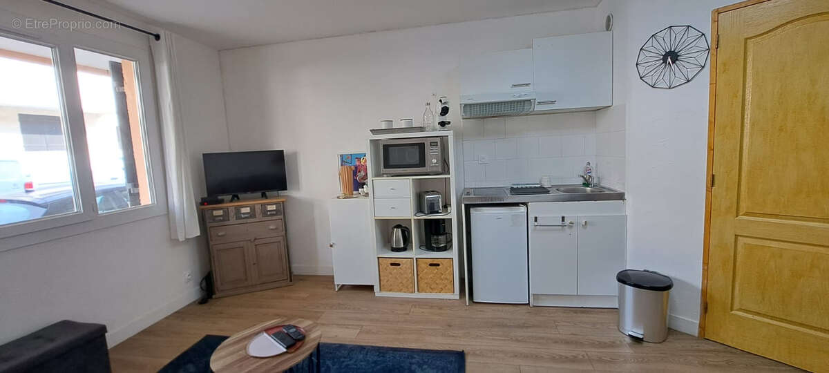 Appartement à SAINT-CYR-SUR-MER