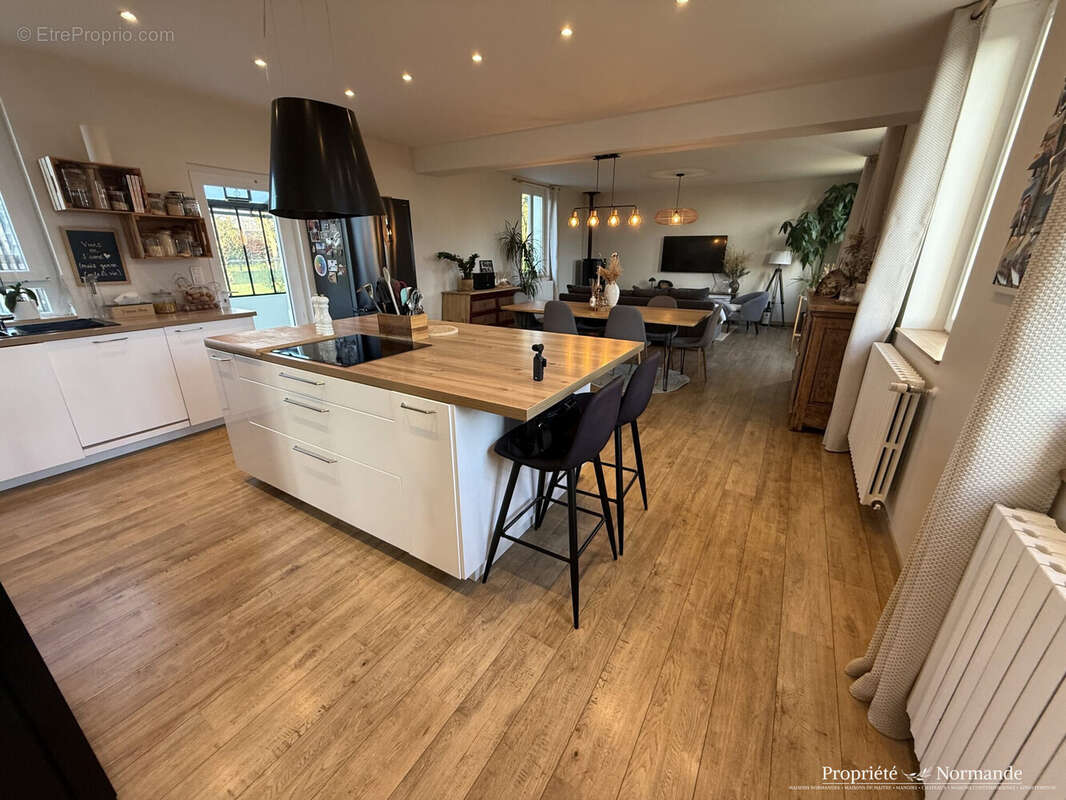 Maison à VOISCREVILLE