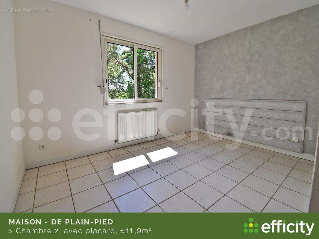 Maison 132 m² à Saint-Just-Saint-Rambert  - photo 14
