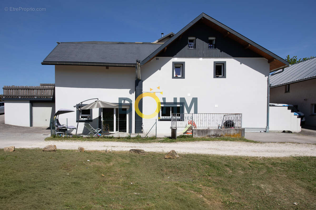 Appartement à COGNIN