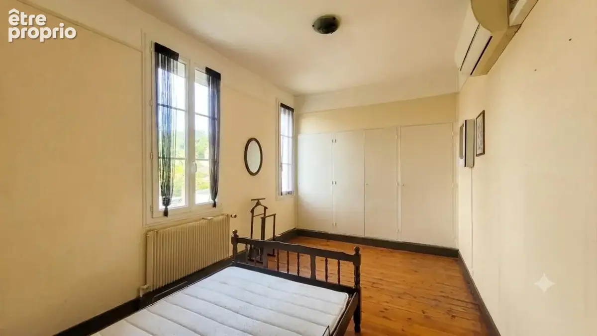 BEAUVAIS – Maison de caractère en briques avec jardin et 30 m² aménageables - photo 9