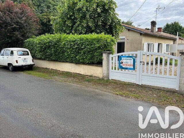 Photo 1 - Maison à LES FOSSES