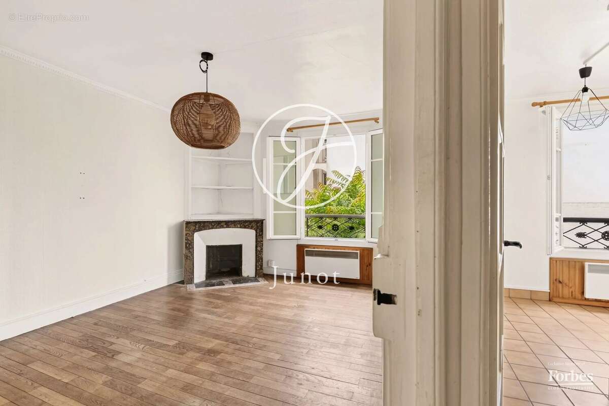 Paris 9e -  notre-dame-de-lorette / rue des martyrs - studio - 29,52m² carrez - photo 2