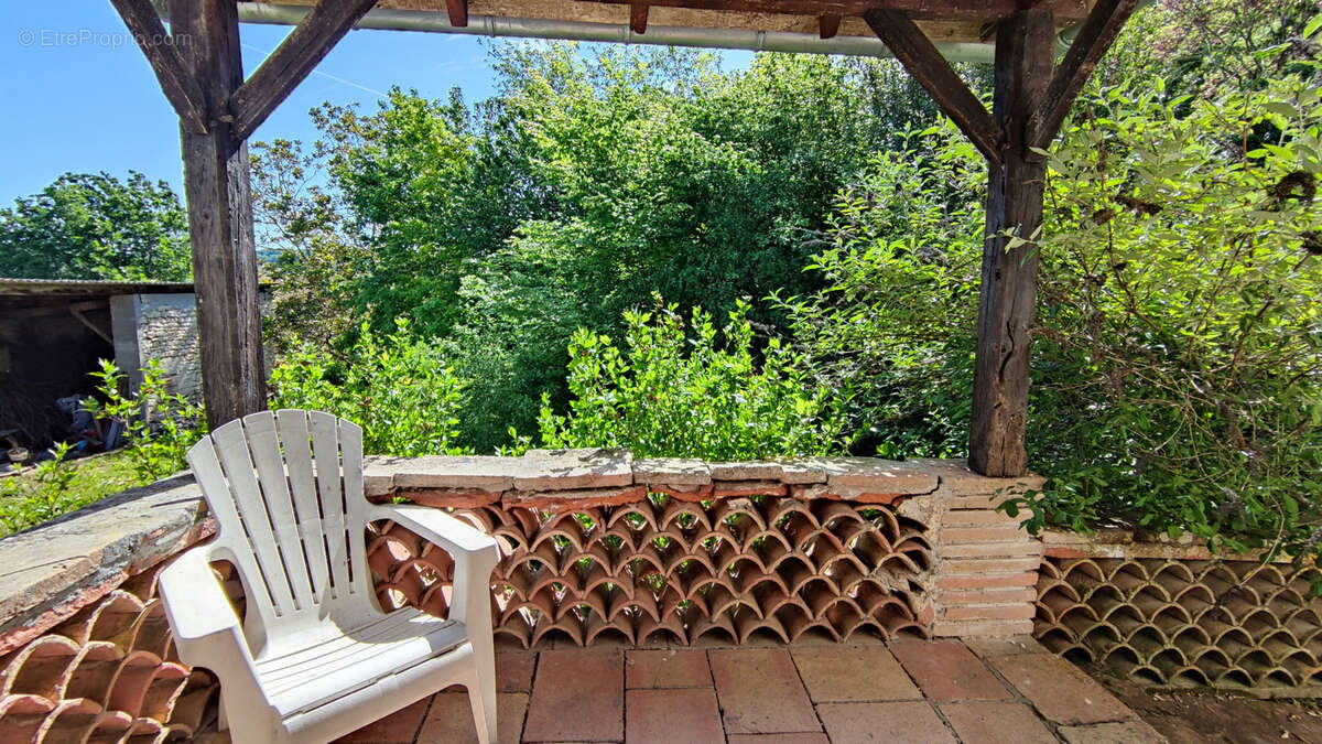 Maison à TREJOULS
