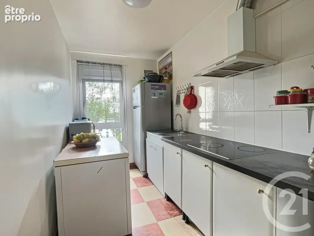 Appartement 4 pièces 68 m² à vendre à Aulnay-Sous-Bois (93600) - photo 3