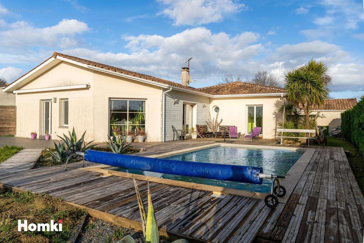 Maison à SAINTE-EULALIE