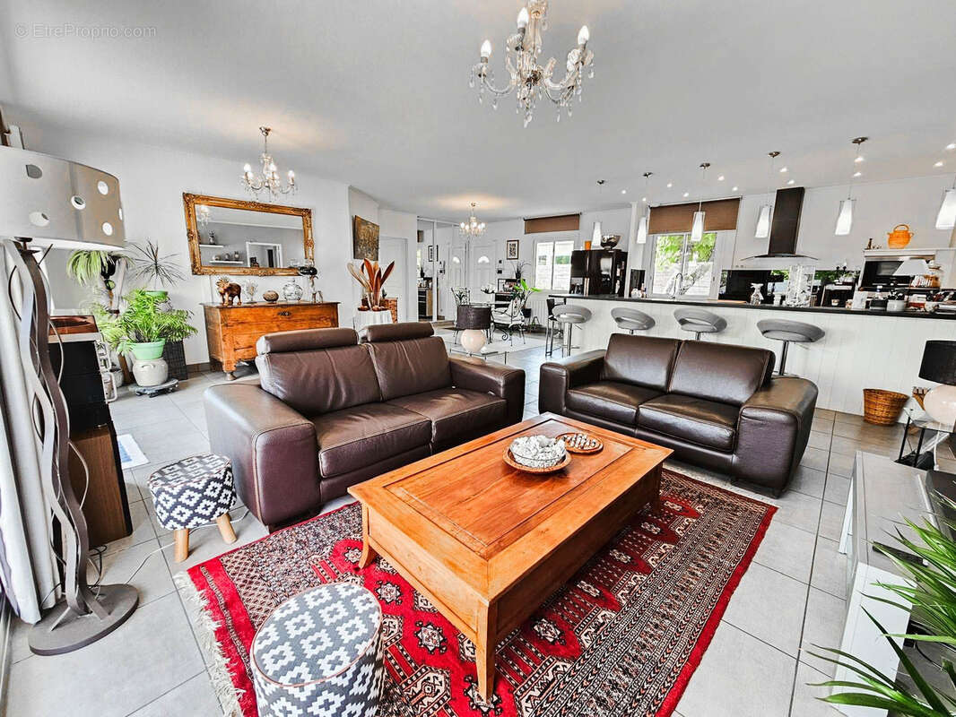 Maison à GUJAN-MESTRAS