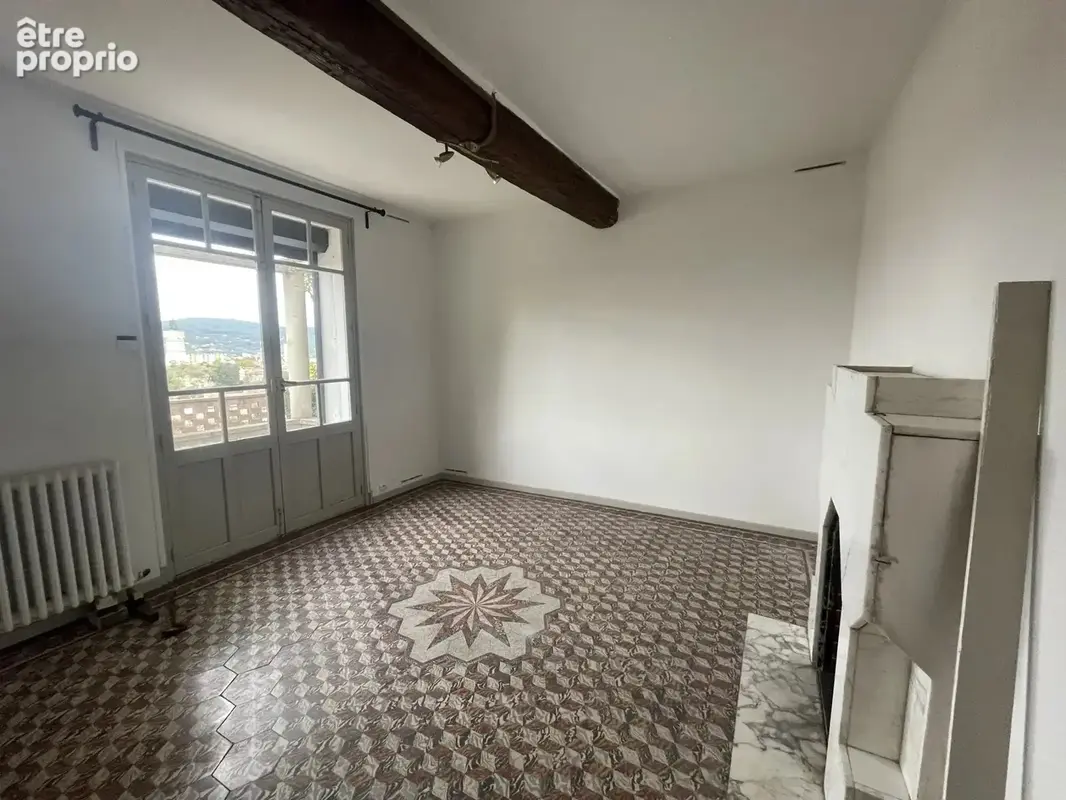 Propriété à draguignan avec dépendances, vue panoramique sud en pierres - photo 2
