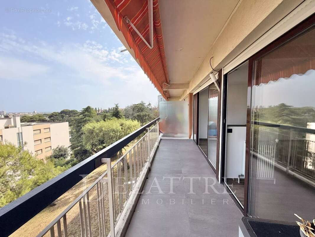 Antibes hauteur - photo 2