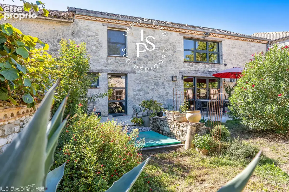 Maison en pierre avec Gîte et terrain constructible, proche Villeréal - photo 2