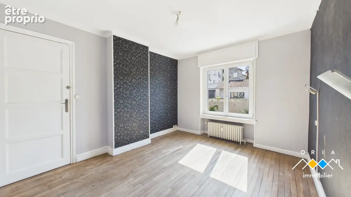 CHARMES - Appartement 6 pièces 143 m2 - photo 11