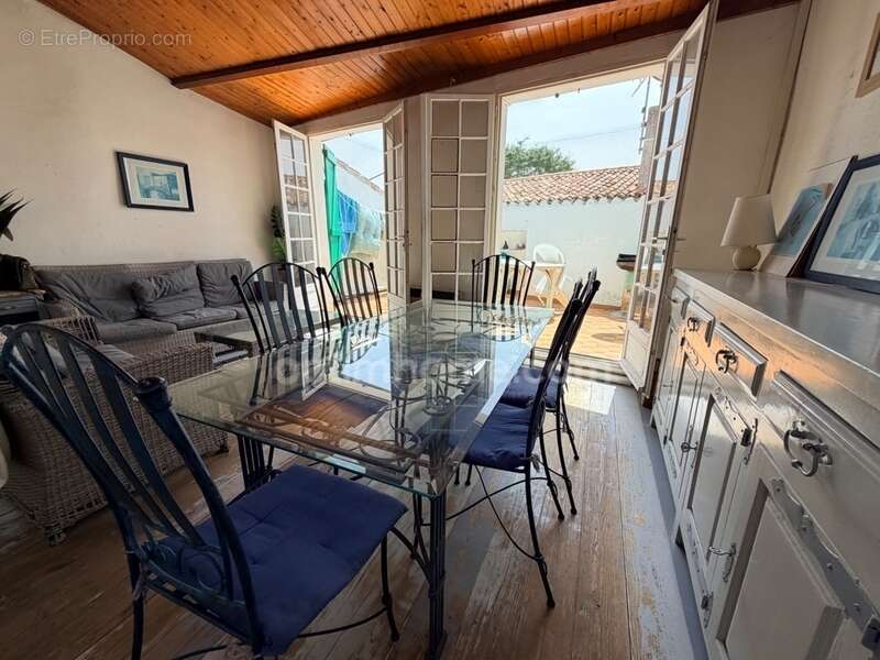 Maison à LE BOIS-PLAGE-EN-RE