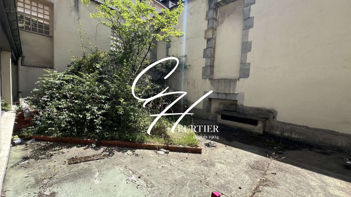 Commerce à GRENOBLE