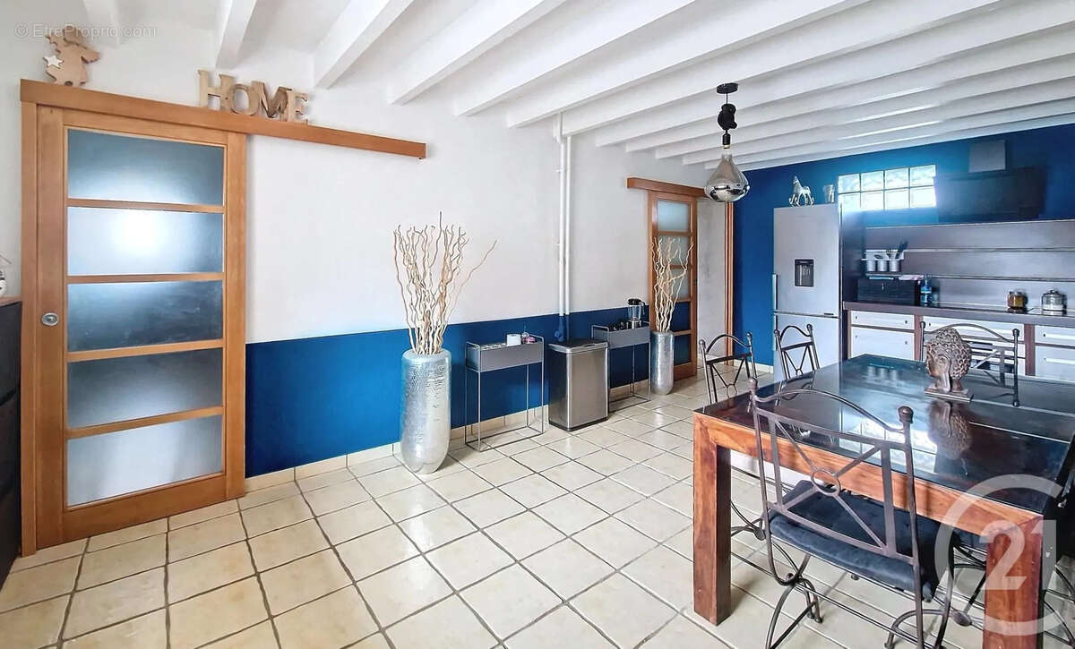 Maison à LUZINAY