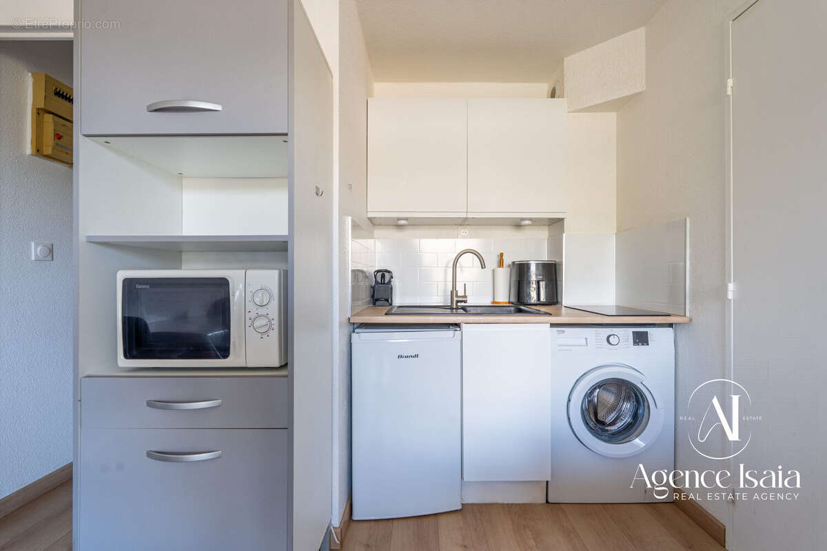 Appartement à BORMES-LES-MIMOSAS