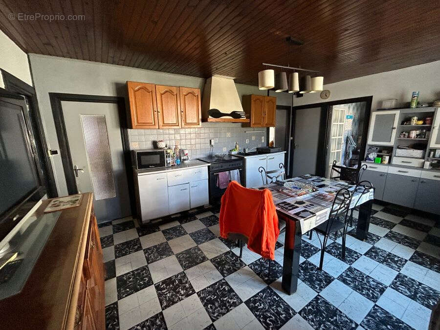 Maison à HASNON