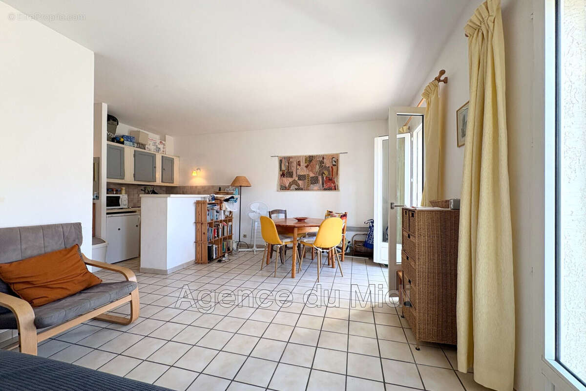 Appartement à LEUCATE
