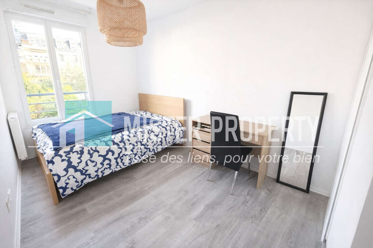 Appartement à SARTROUVILLE