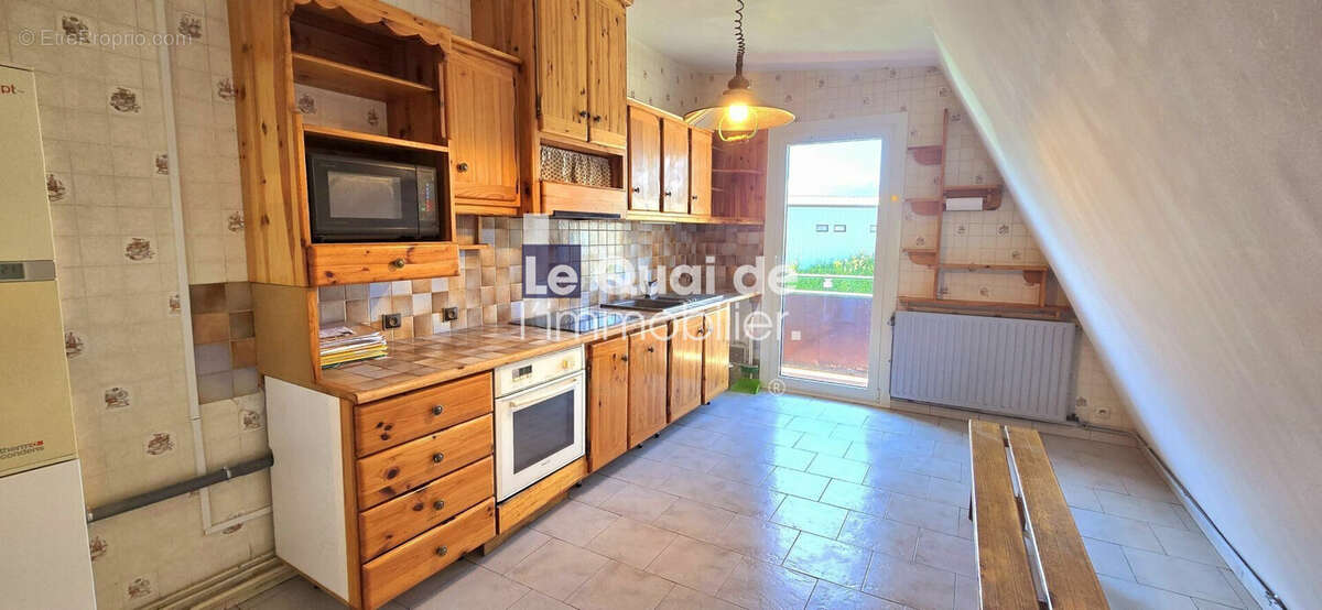 Appartement à POISAT