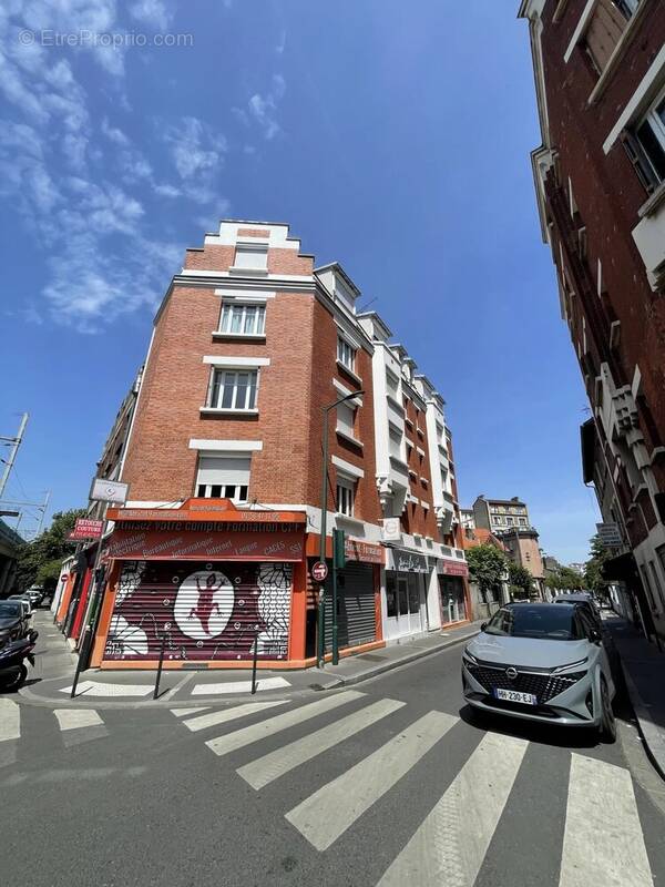 Appartement à COLOMBES