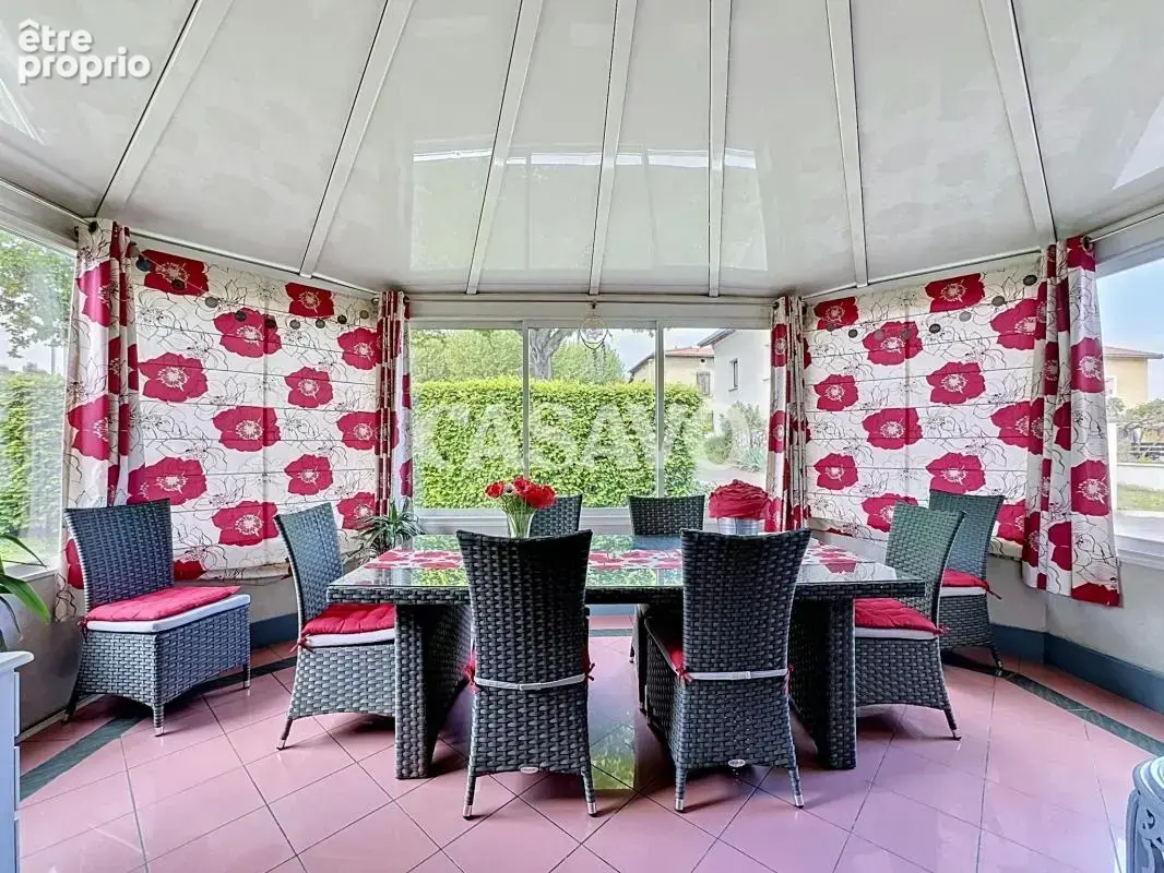 Vente Maison 5 pièces de 195m² - 69700 Givors - photo 15