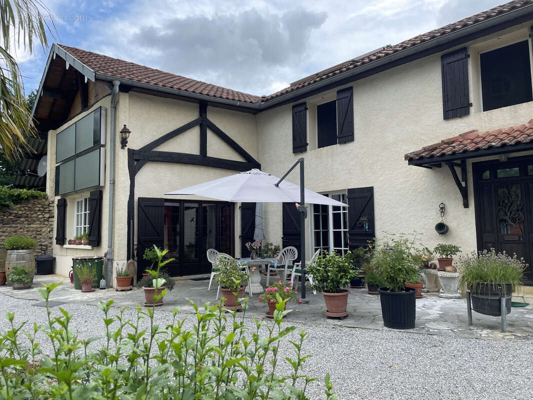 Maison à PUYDARRIEUX