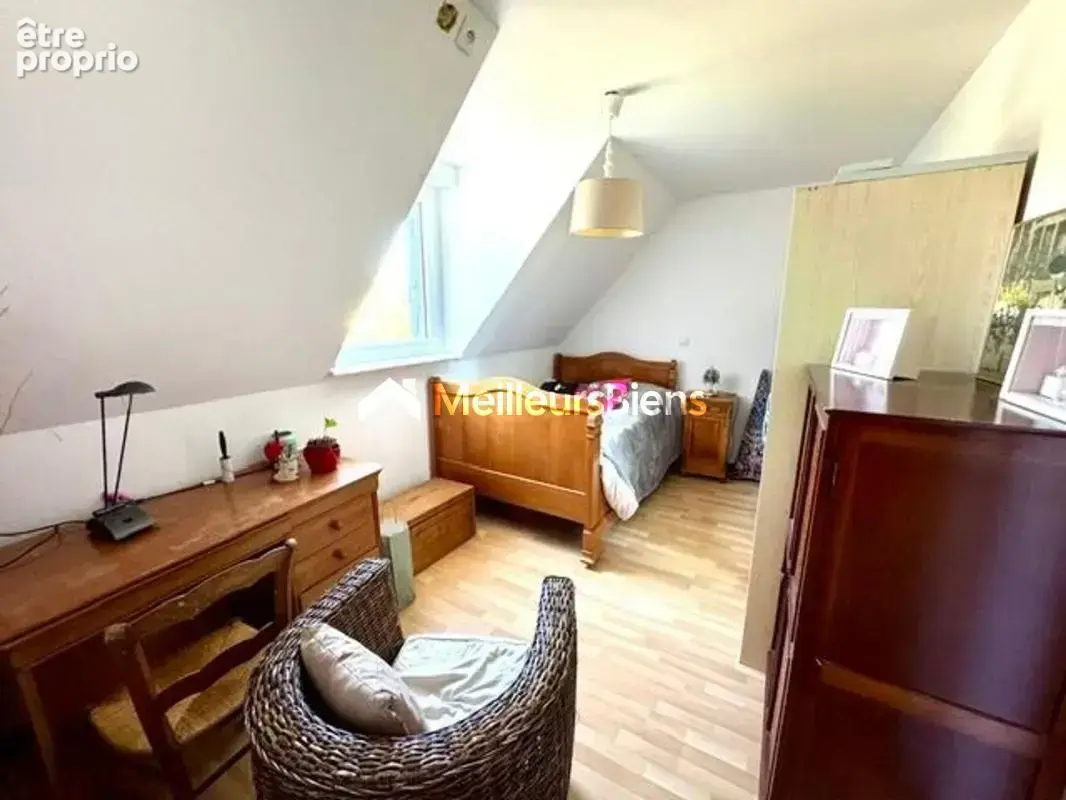 Très jolie maison 4 chambres proches commerces sans vis à vis - photo 19