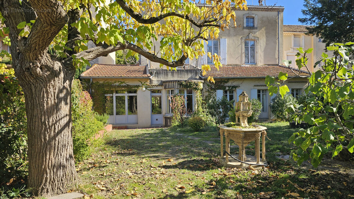 Appartement à CARCASSONNE