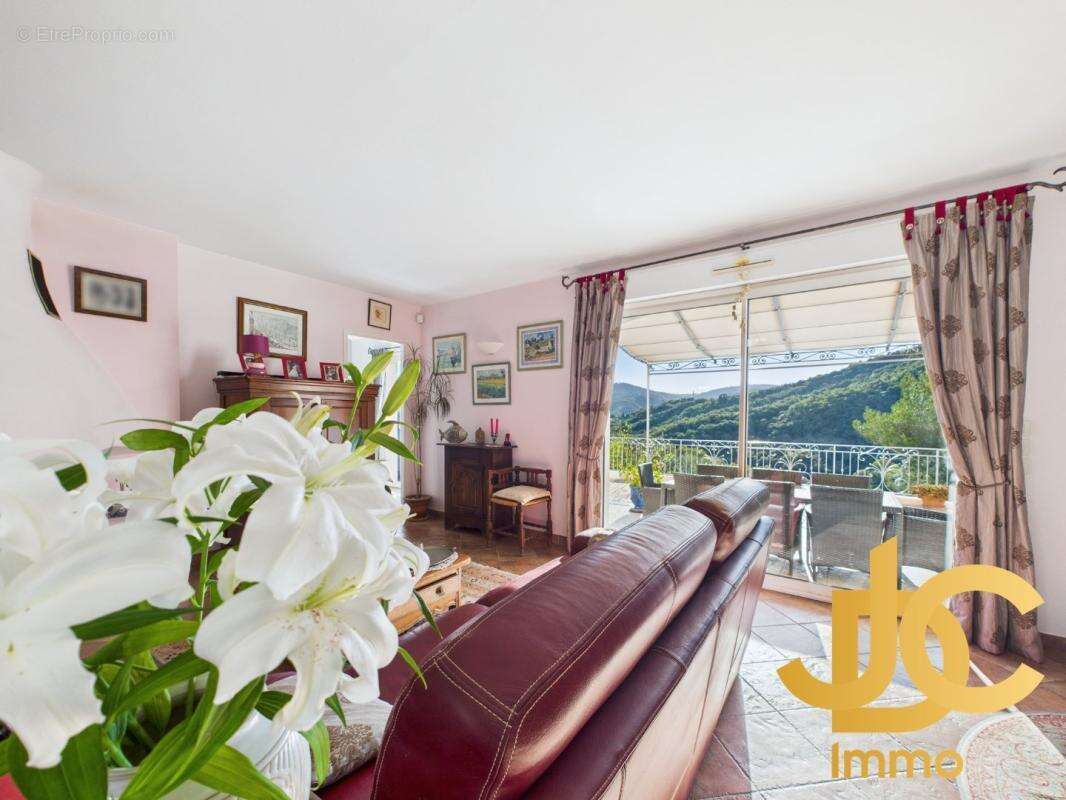 Maison à AURIBEAU-SUR-SIAGNE