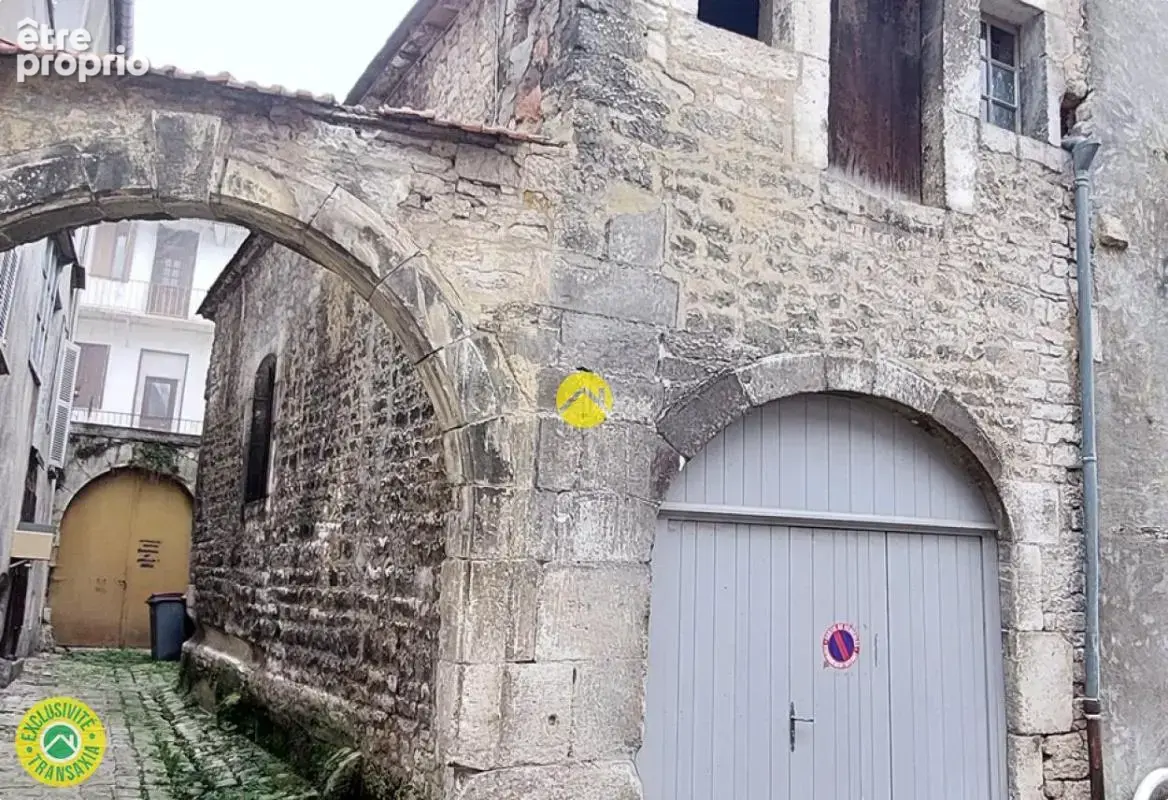Maison et dépendances - photo 2