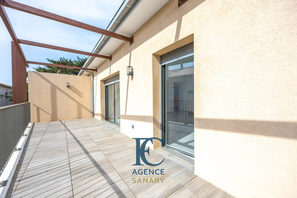 Appartement à SIX-FOURS-LES-PLAGES