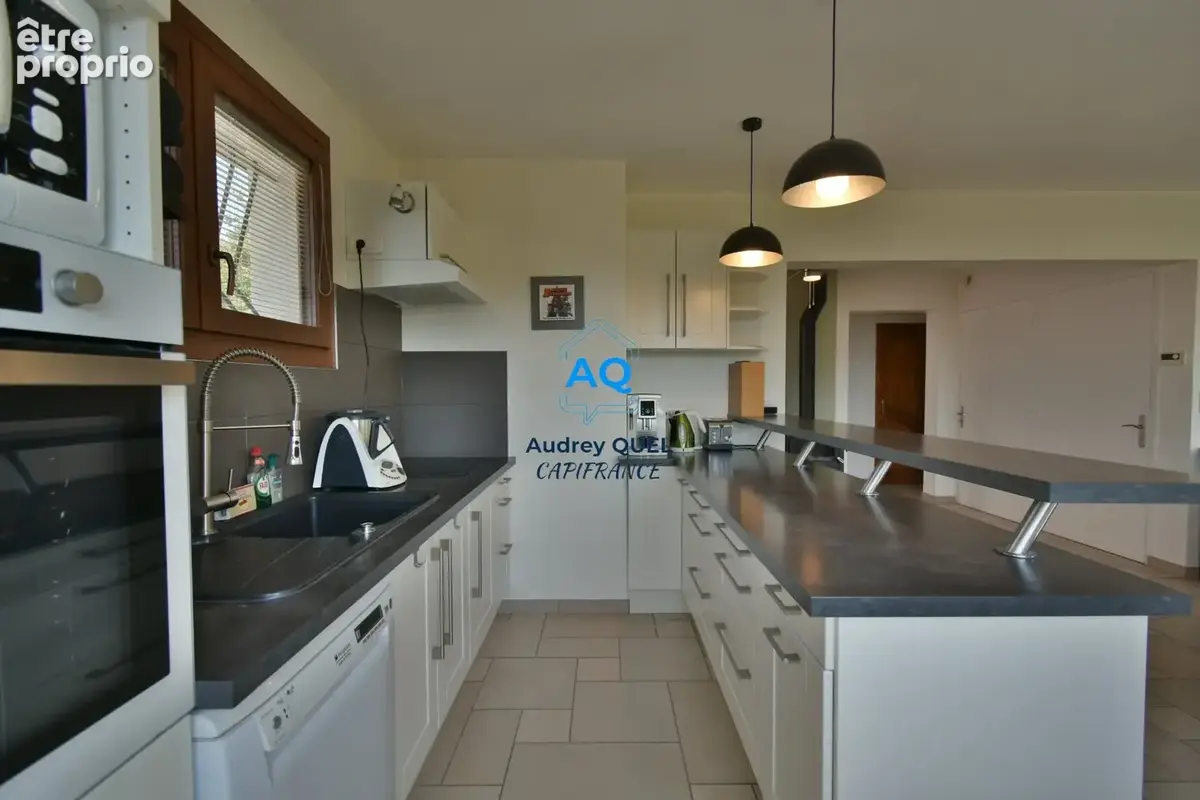 VALSERHÔNE (01) – Maison 6 pièces 142 m² – Vue montagne – 570 m² de terrain – Sous-sol complet - photo 7