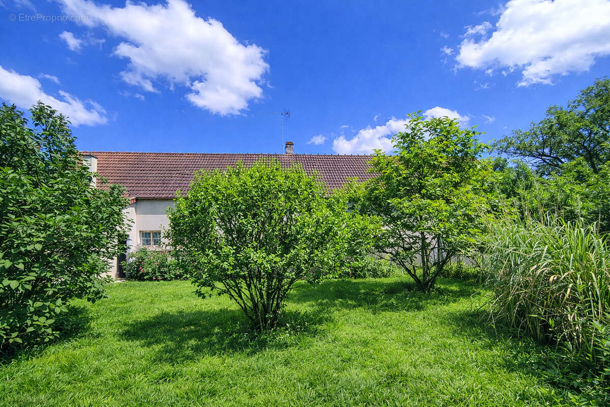 Maison à NERET