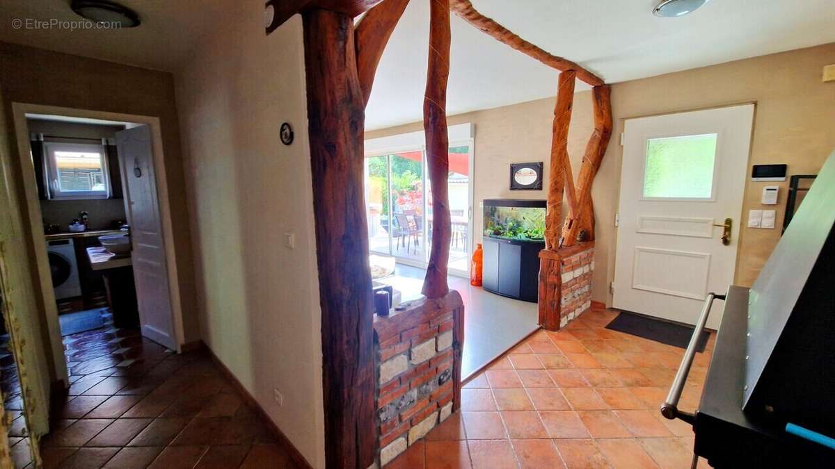 Maison à SAINT-MARTIN-EN-CAMPAGNE