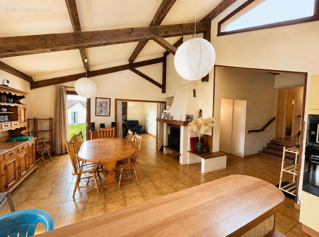 Exclusivité Villa d'architecte   Élégance, volumes et cadre privilégié - photo 6