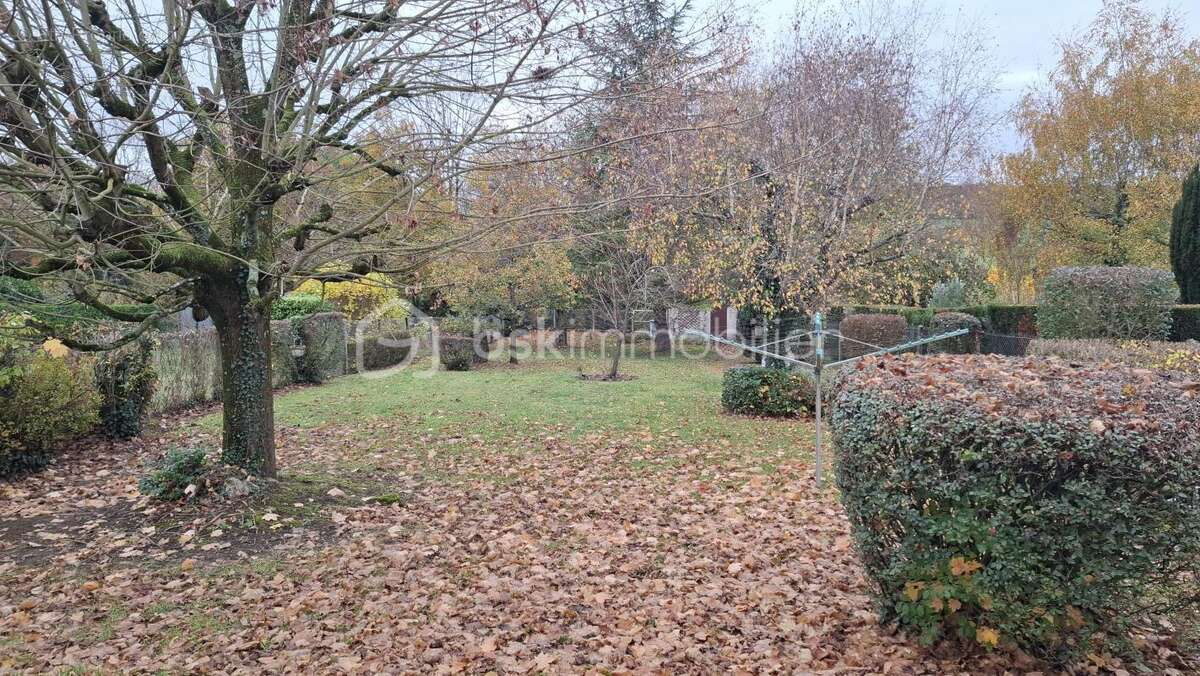 Maison à AUTRUY-SUR-JUINE