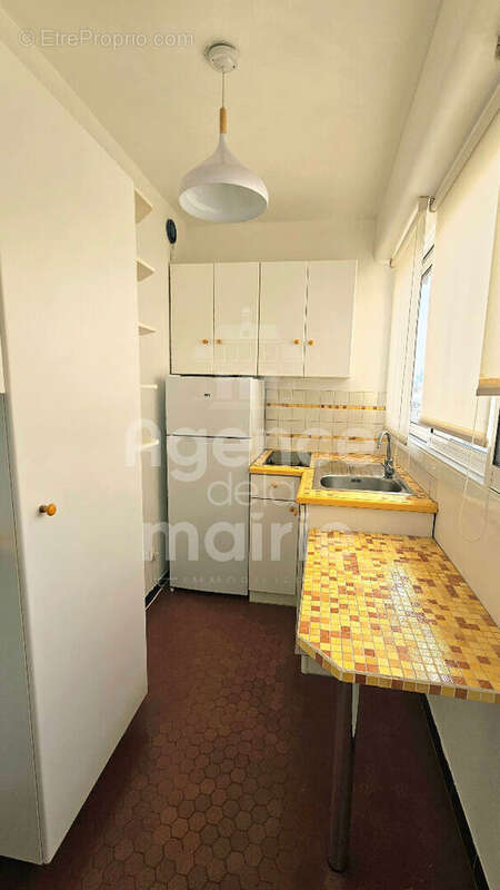 Studio proche gare d'Asnières en étage avec ascenseur - photo 7