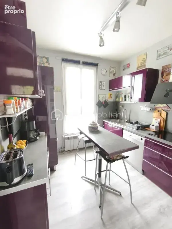 Maison . 5 Pièces . 96 m² - photo 9
