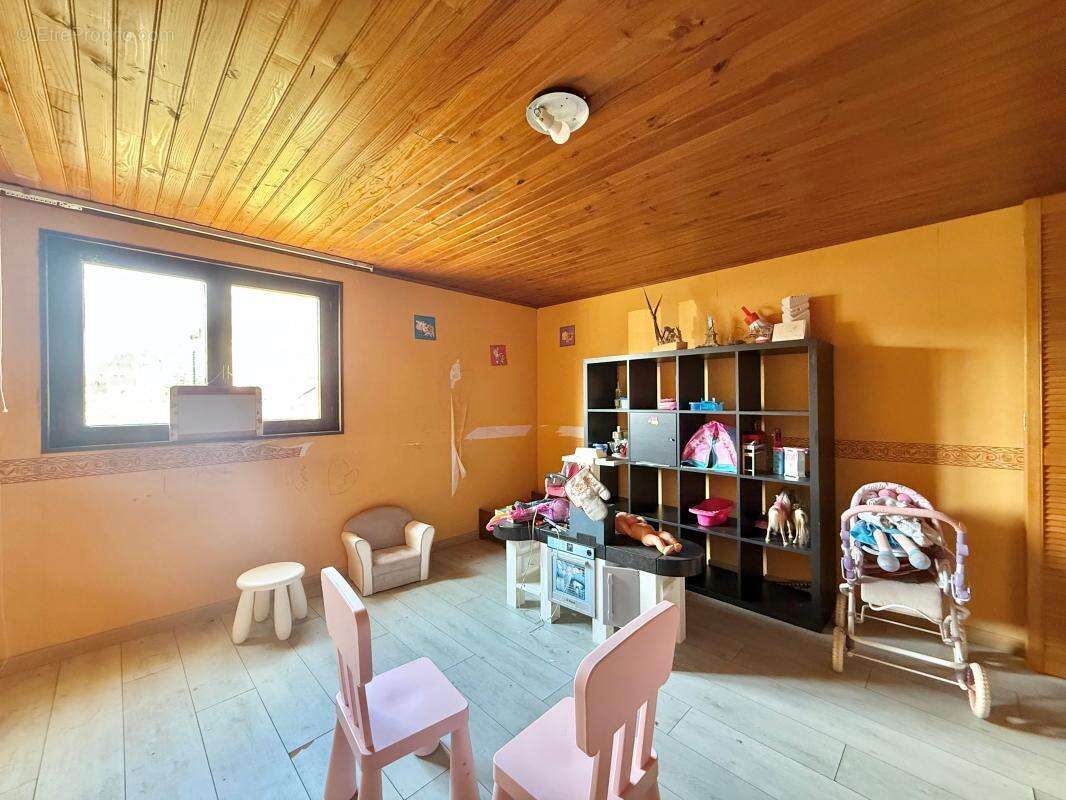 Maison à LAMARCHE-SUR-SAONE