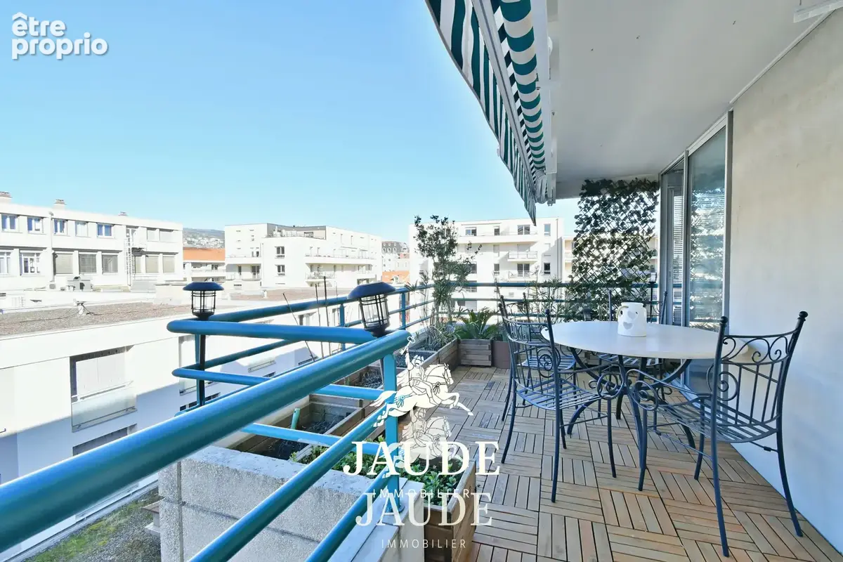 Appartement de 135 m2 en ÉTAGE ÉLEVÉ avec terrasses, cave et garage double   Rue Colbert, Résidence Nymphéas, - photo 8