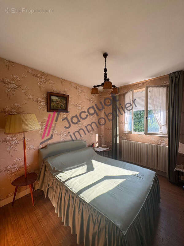 Maison à CHAMPAGNOLE