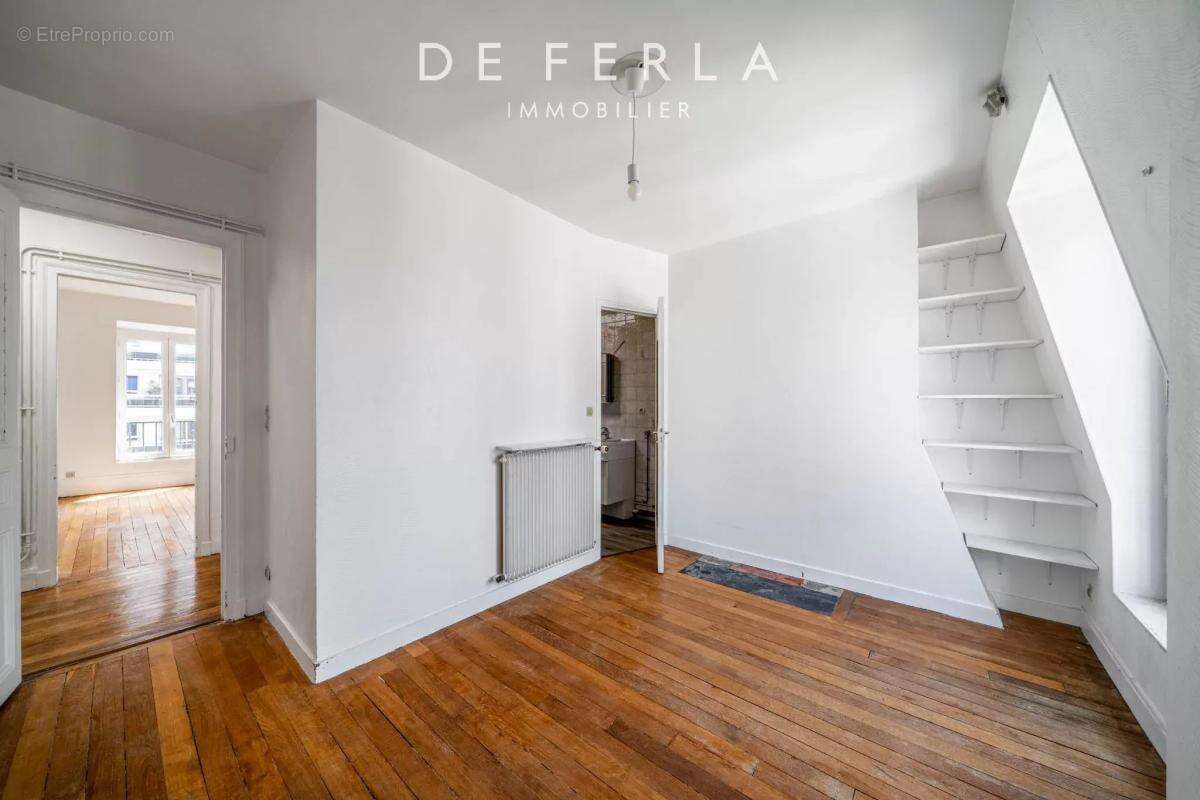 Appartement à PARIS-15E